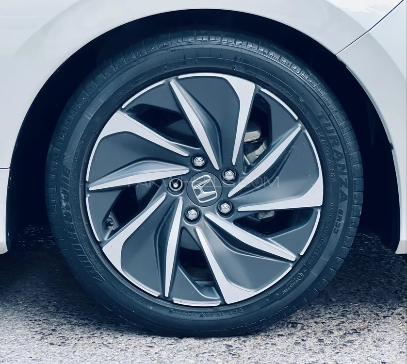 Honda Insight 2021 for Sale in Islamabad Honda Insight 2021 for Sale in Islamabad Image-8
