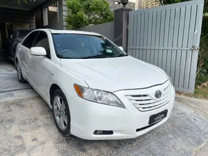 Toyota Camry Up-Spec Automatic 2.4 2006 for Sale