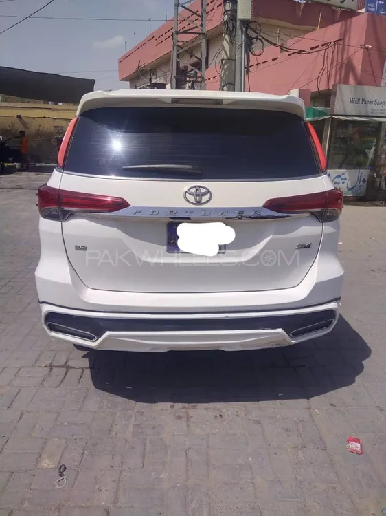 Toyota Fortuner 2018 for sale in Sheikhupura
