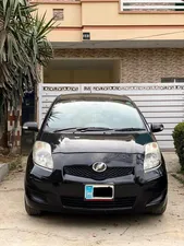 Toyota Vitz F 1.3 2009 for Sale