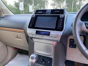 Toyota Prado Tx.L 
Model: 2020
Mileage: 11,000 Km
Unregistered
Fresh Import 

*Original Tv + 4 cameras
*Electric Powered Seats
*Heating/ Cooling Seats
*7 Seater
*Beige Room
*Sunroof

Calling and Visiting Hours

Monday to Saturday 

11:00 AM to 7:00 PM