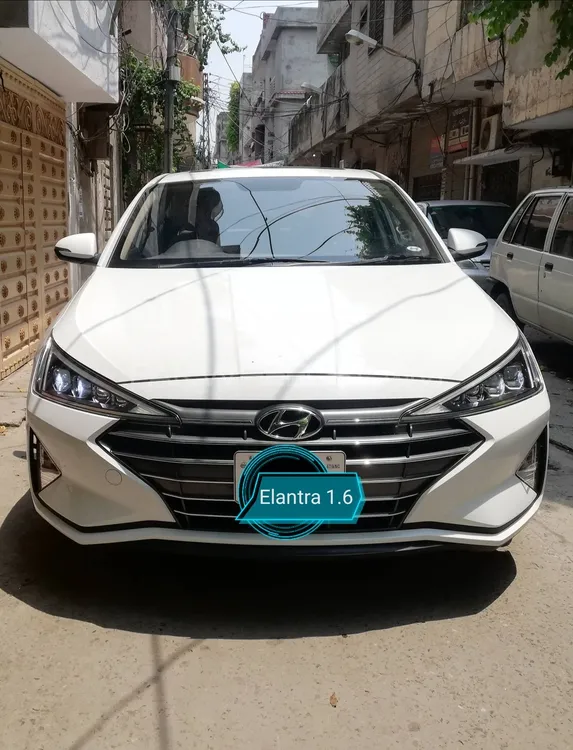 Hyundai Elantra 2023 for sale in Lahore