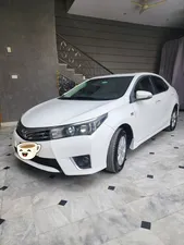 Toyota Corolla Altis Grande CVT-i 1.8 2015 for Sale