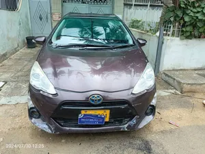 Toyota Aqua S 2015 for Sale