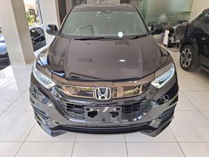 HONDA VEZEL RS 
2019 MODEL
4.5 GRADE
100% ORIGINAL BODY
AUCTION REPORT AVAILABLE 
8 K MILEAGE 
1 AUGUST CLEAR 
NEW DUTY
FOR MORE DETAILS PLEASE CONTACT