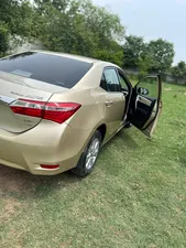 Toyota Corolla Altis Grande CVT-i 1.8 2014 for Sale