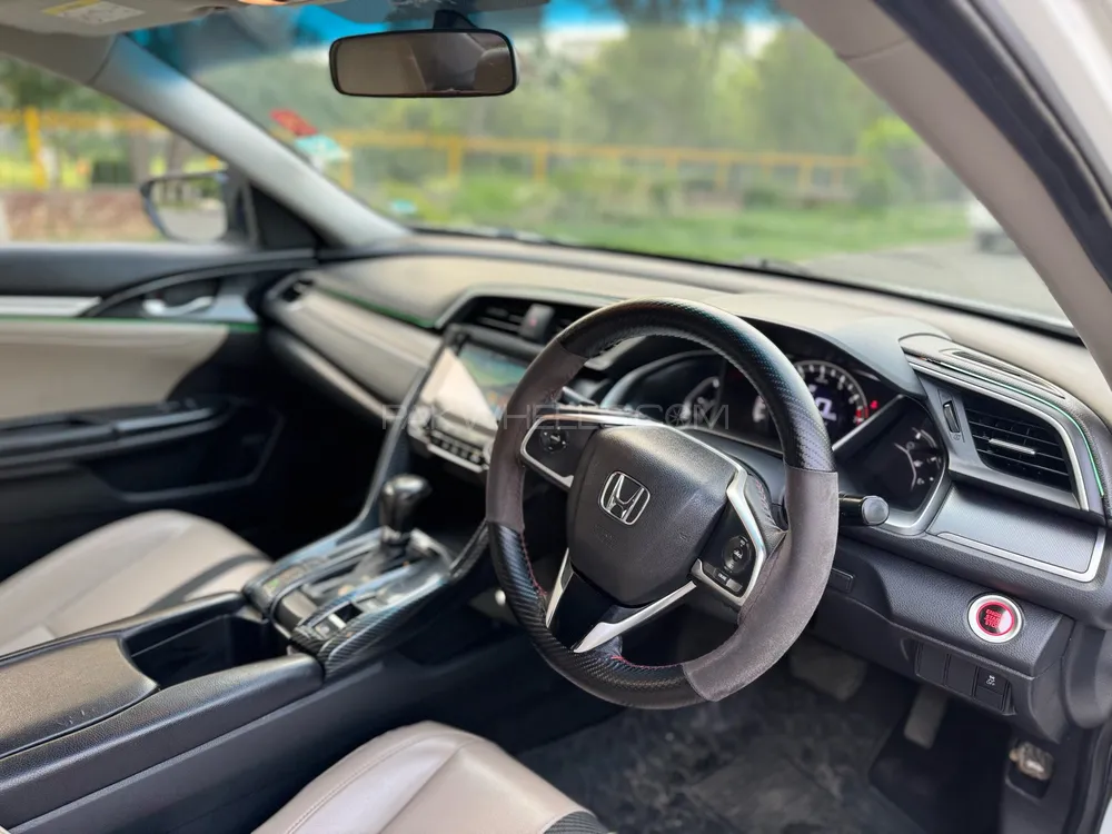 Honda Civic 2016 for Sale in Lahore Honda Civic 2016 for Sale in Lahore Image-8