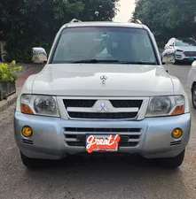 Mitsubishi Pajero GLS 2.8D 2006 for Sale