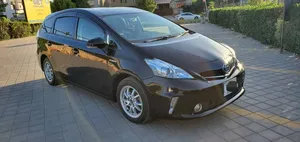 Toyota Prius Alpha G 2014 for Sale