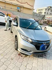 Honda Vezel Hybrid Z 2015 for Sale