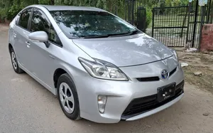 Toyota Prius S LED Edition 1.8 2012 for Sale