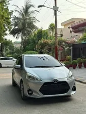 Toyota Aqua S 2015 for Sale