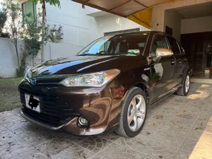 Toyota Corolla Axio Hybrid 1.5 2015 for Sale