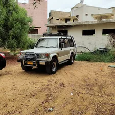 Mitsubishi Pajero Super Exceed 3.0 1990 for Sale