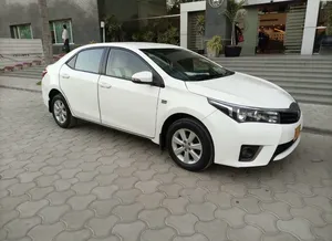 Toyota Corolla Altis Automatic 1.6 2015 for Sale