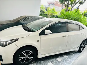 Toyota Corolla Altis Grande CVT-i 1.8 2015 for Sale