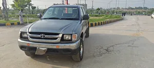 Toyota Hilux Double Cab 2003 for Sale