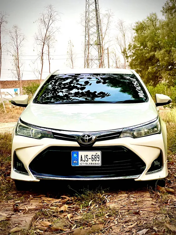 Toyota Corolla 2018 for Sale in Pir mahal Image-1