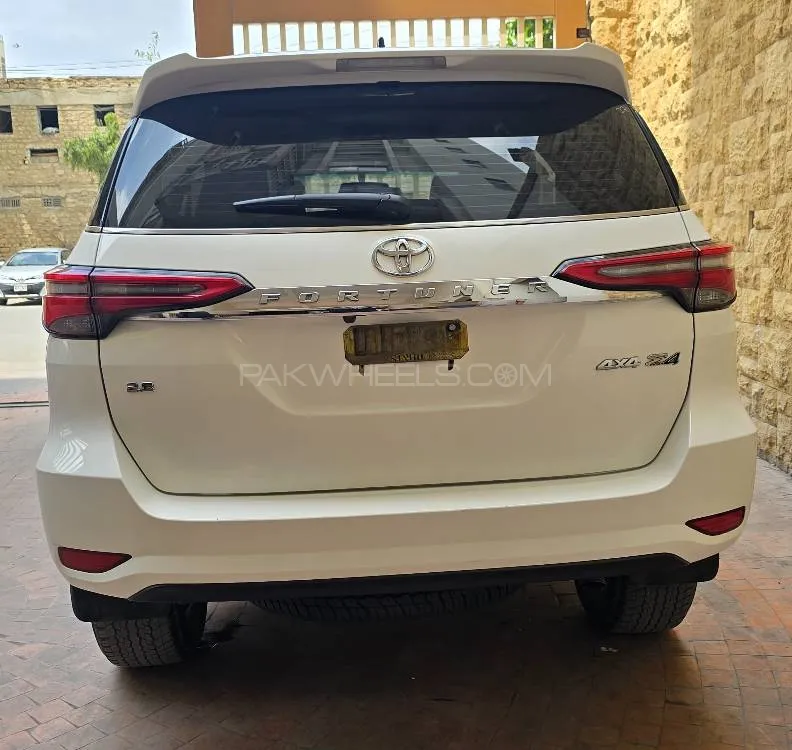 Toyota Fortuner 2021 for sale in Karachi