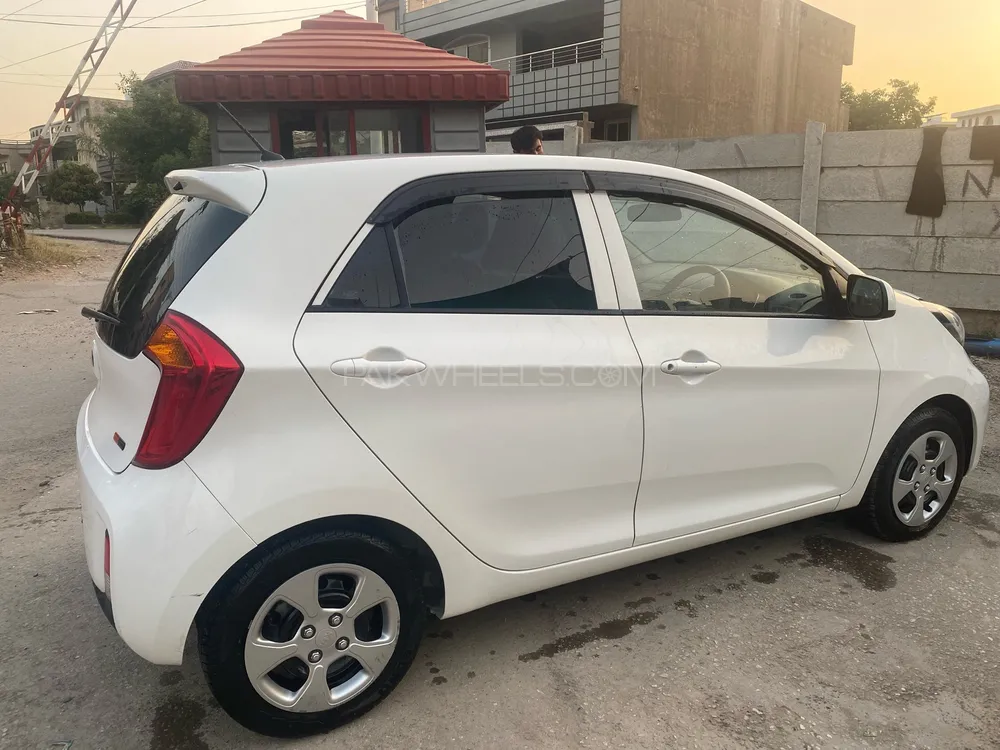 KIA Picanto 2022 for Sale in Islamabad Image-1