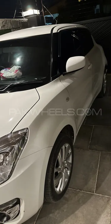Suzuki Swift 2023 for Sale in Islamabad Image-1