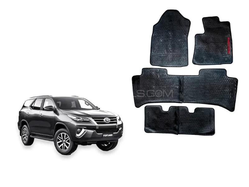 Toyota Fortuner Diamond Rubber Floor Mats | Black | 4 Piece Image-1