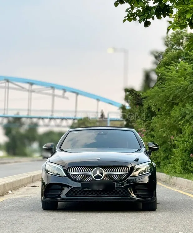 Mercedes Benz C Class 2018 for Sale in Lahore Image-1
