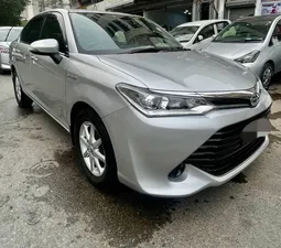 Toyota Corolla Axio Hybrid 1.5 2015 for Sale