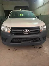 Toyota Hilux 4x2 Single Cab Up Spec 2017 for Sale