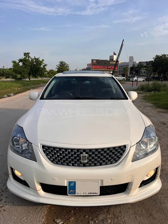 Toyota Crown 2008 for Sale in Islamabad Image-1