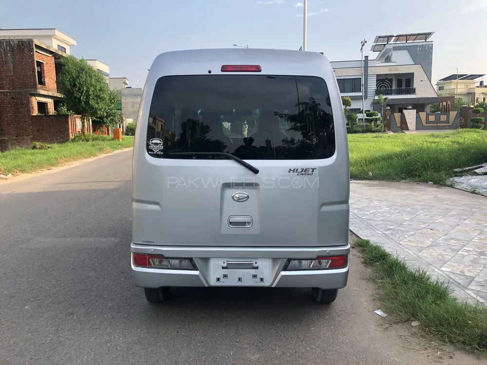 Daihatsu Hijet 2020 for Sale in Gujranwala Daihatsu Hijet 2020 for Sale in Gujranwala Image-4