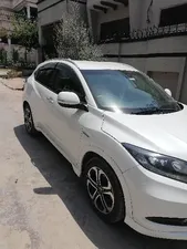 Honda Vezel Hybrid Z 2015 for Sale