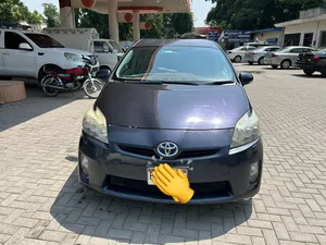 Toyota Prius S LED Edition 1.8 2011 for Sale