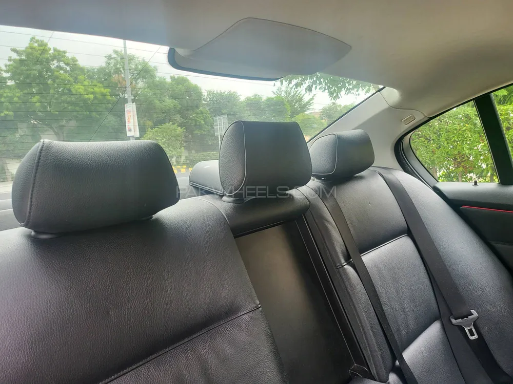 BMW 3 Series 2006 for Sale in Lahore BMW 3 Series 2006 for Sale in Lahore Image-11