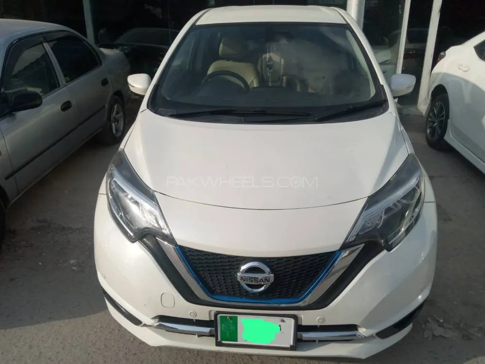 Nissan Note 2017 for Sale in Rawalpindi Image-1