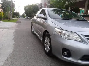 Toyota Corolla Altis Cruisetronic 1.6 2012 for Sale