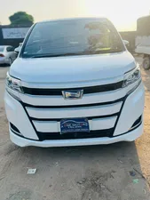 Toyota Noah G 2018 for Sale