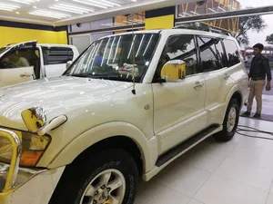 Mitsubishi Pajero GLS 2.8D 2005 for Sale