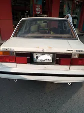 Toyota Corolla SE Saloon 1986 for Sale