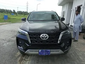 Toyota Fortuner 2.7 V 2022 for Sale