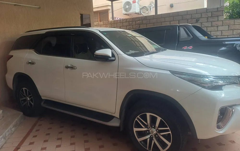 Toyota Fortuner 2020 for sale in Karachi