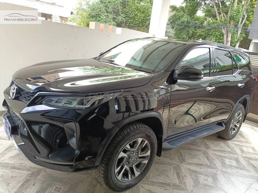 Toyota Fortuner 2022 for Sale in Lahore Toyota Fortuner 2022 for Sale in Lahore Image-3