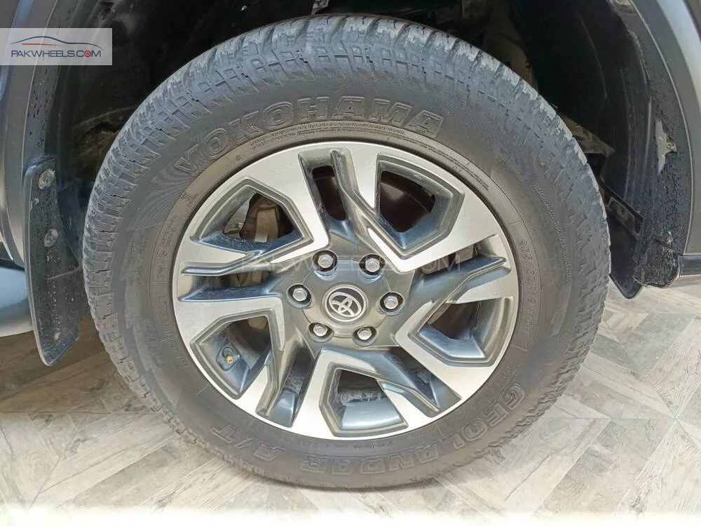 Toyota Fortuner 2022 for Sale in Lahore Toyota Fortuner 2022 for Sale in Lahore Image-14