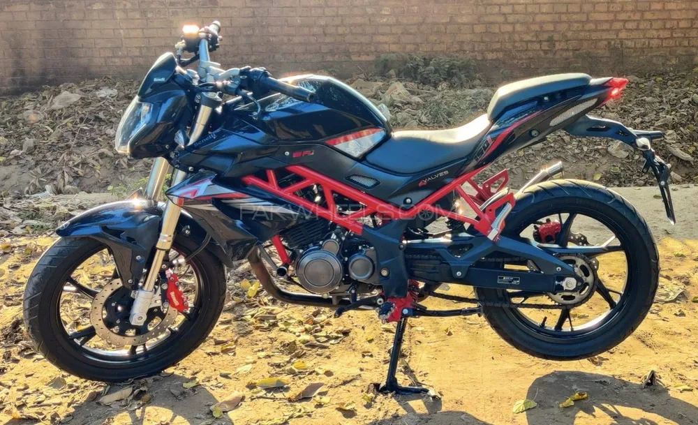 Used Benelli TNT 150i 2020 Bike for sale in Sahiwal - 593445 | PakWheels