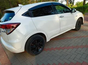 Honda Vezel Hybrid Z 2014 for Sale