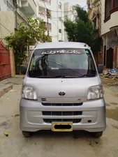 Toyota Pixis Van 2013 for Sale