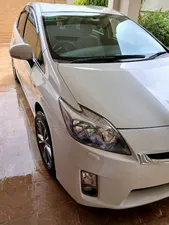 Toyota Prius G Touring Selection 1.8 2014 for Sale