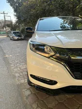 Honda Vezel Hybrid RS Honda Sensing  2016 for Sale