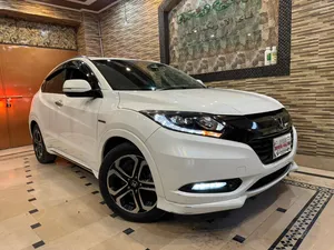 Honda Vezel Hybrid Z 2016 for Sale