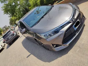 Toyota Corolla Altis Grande CVT-i 1.8 2015 for Sale